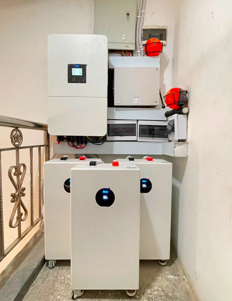 16kW 20kVA 48V solar inverter installation for a home and short-stay apartment